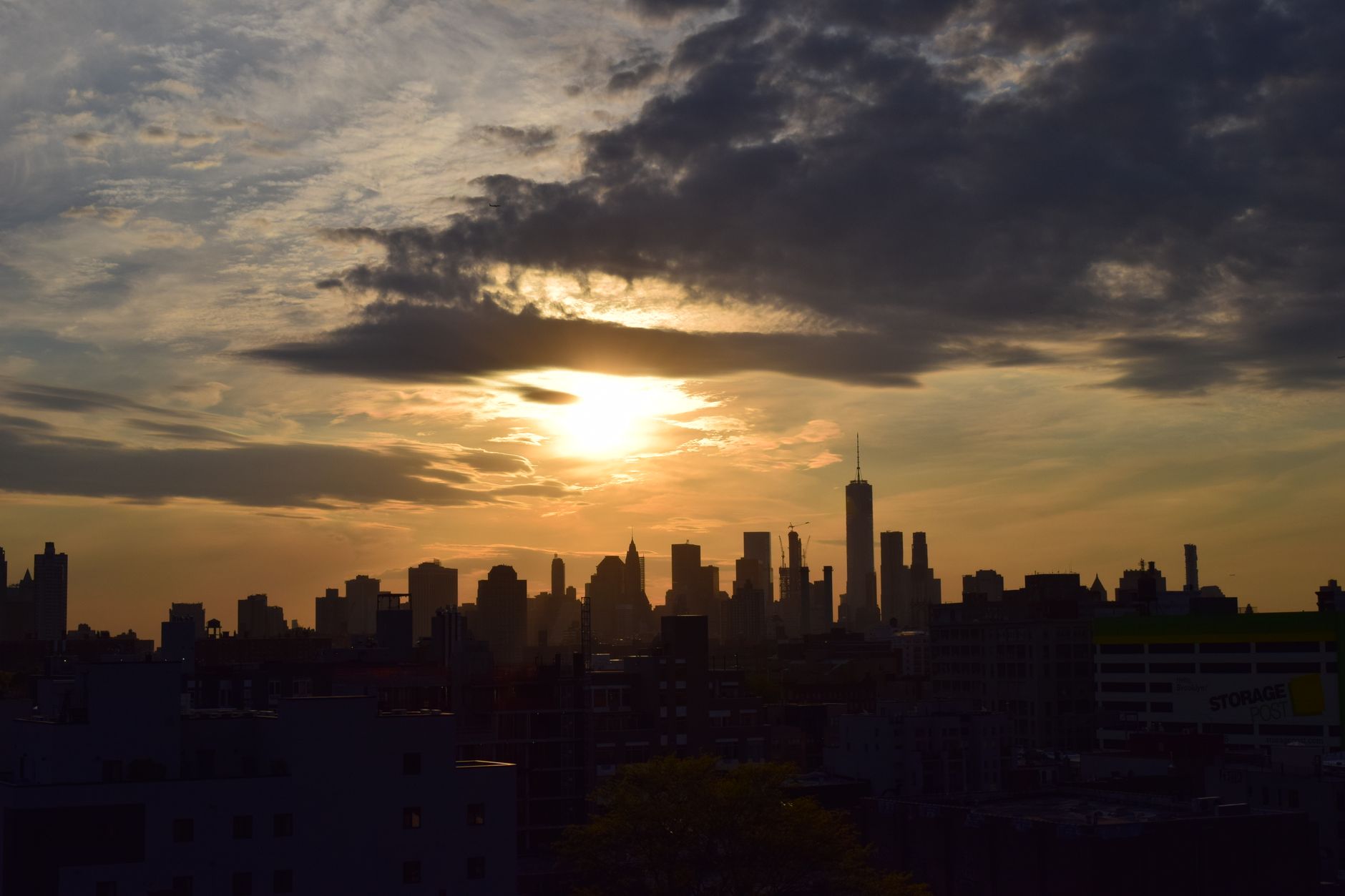 Muted city skyline representing US import markets
